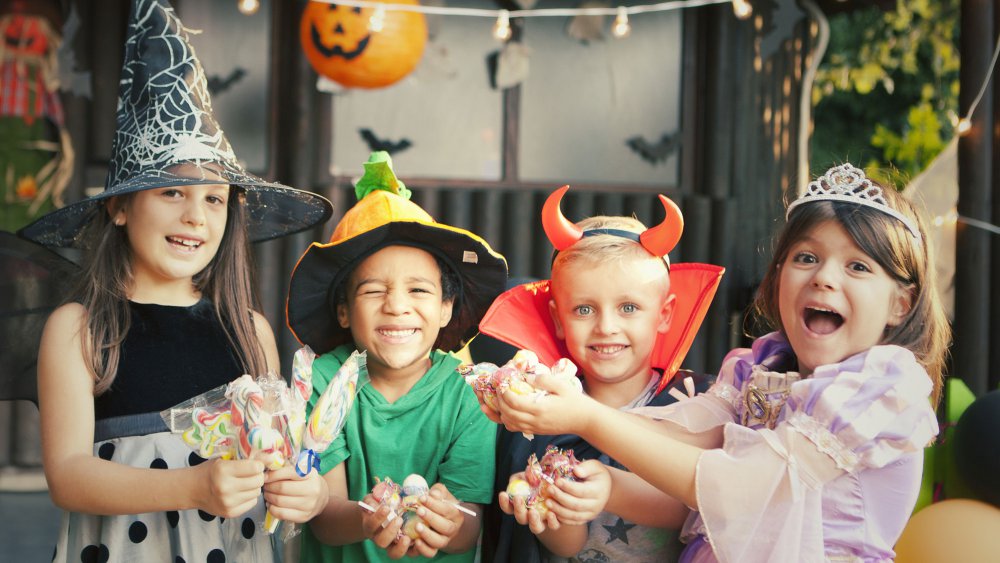 Masques halloween bonbons